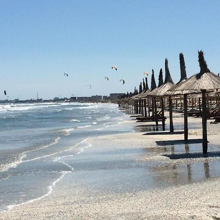 Ferienwohnung E&E Mamaia Nord Năvodari Exterior foto