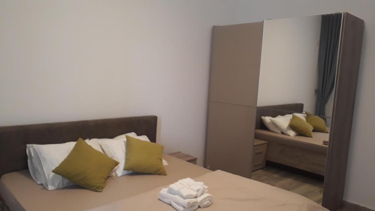 Ferienwohnung E&E Mamaia Nord Năvodari Exterior foto